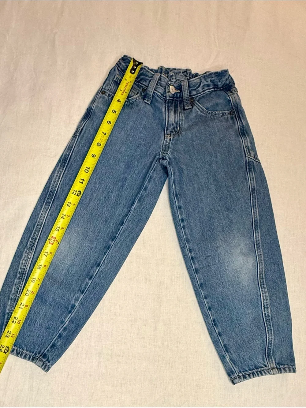 Old Navy Girls Paperbag Barrel Leg Jeans | Size 6 | Medium Wash Denim